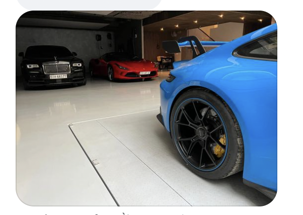 Minh Nhựa “buồn bã” khi thấy Cường Đô La đưa Porsche 911 GT3 về garage quá nhanh!