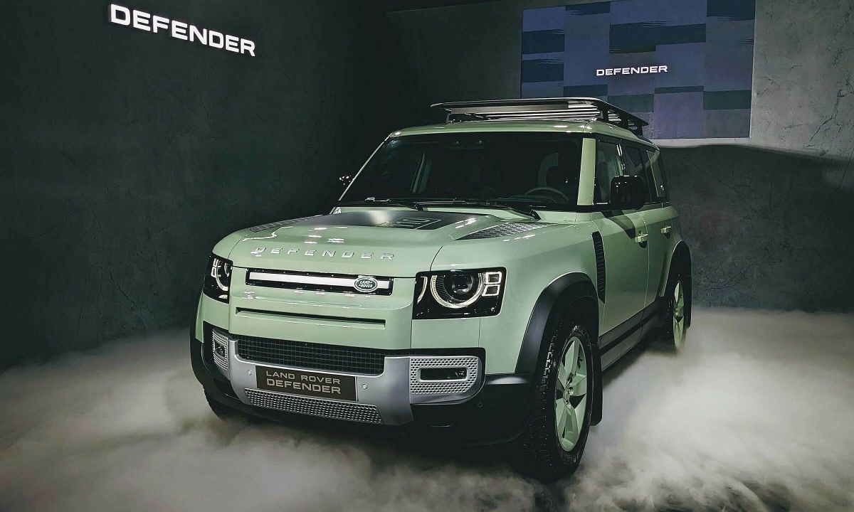 Land Rover Defender bản kỷ niệm 75 năm giá 6,9 tỷ đồng