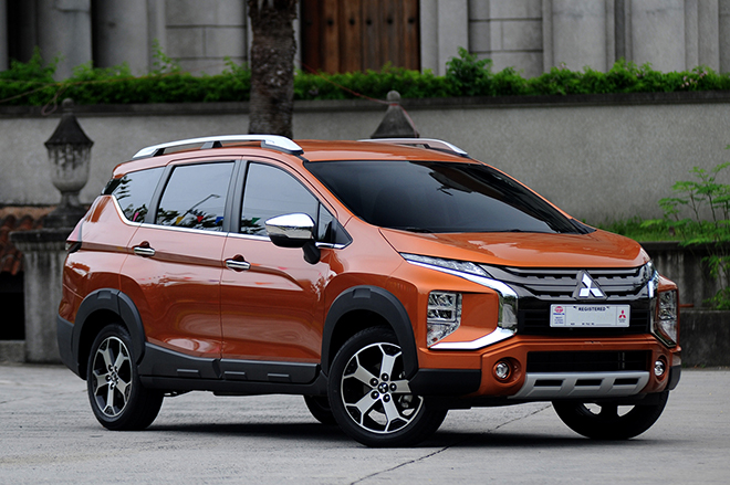 Giá xe Mitsubishi Xpander Cross lăn bánh tháng 7/2021, ưu đãi 50% LPTB