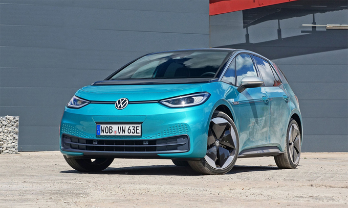 Volkswagen tham vọng đánh bại Tesla vào 2025