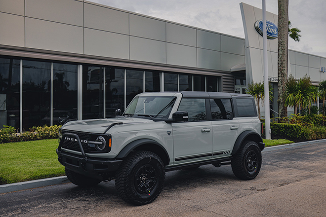 Ford Bronco thế hệ mới được chào bán hơn 3 tỷ đồng tại Việt Nam