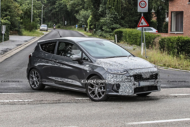 Ford Fiesta bản nâng cấp mới bị bắt gặp trên đường thử