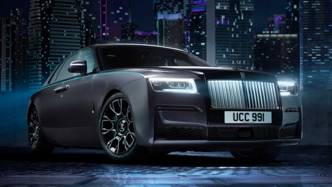 Ghost Black Badge 2022 – Rolls-Royce cho giới trẻ giàu có