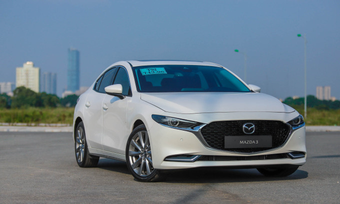 Doanh số sedan cỡ C - sân chơi của K3 và Mazda3