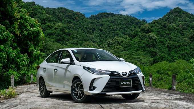 Vios và Attrage thống trị doanh số sedan cỡ nhỏ