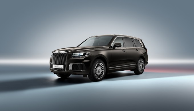 Aurus Komendant - mơ cạnh tranh Rolls-Royce Cullinan