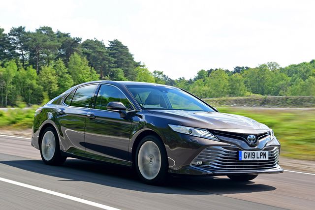 Mỹ: Toyota triệu hồi Camry vì túi khí nổ… nhầm chỗ