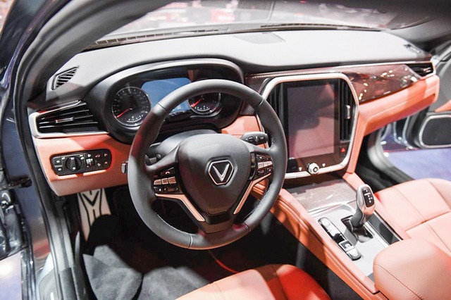 VinFast Lux tiền tỷ nhưng giá phụ tùng cực kỳ hợp lý