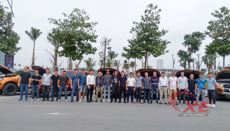 Xe Ford chảy dầu: Kiến nghị hãng minh bạch nguyên nhân lỗi xe