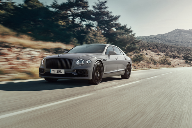 Bentley Hồ Chí Minh nhận đặt hàng Flying Spur V8 phiên bản 2022 chính hãng