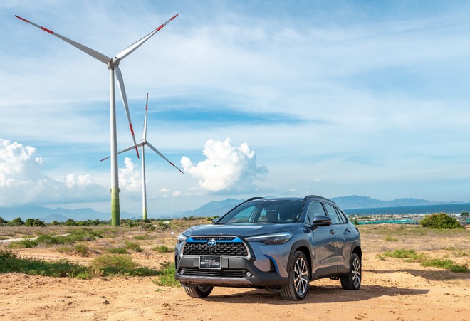 Bán hơn 10.000 xe, Toyota Corolla Cross tạo ra 