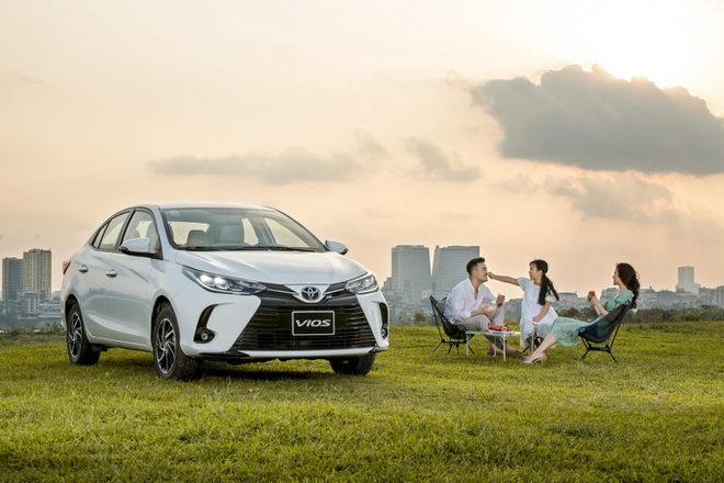 Toyota Vios giữ vững ngôi vương phân khúc, 