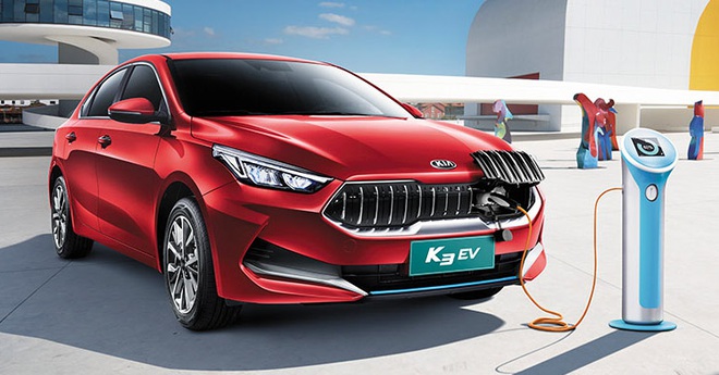 Kia ra mắt Cerato phiên bản chạy điện