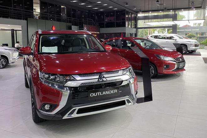 Trước tháng Ngâu, Mitsubishi tung ưu đãi 50% lệ phí trước bạ cho 5 dòng xe