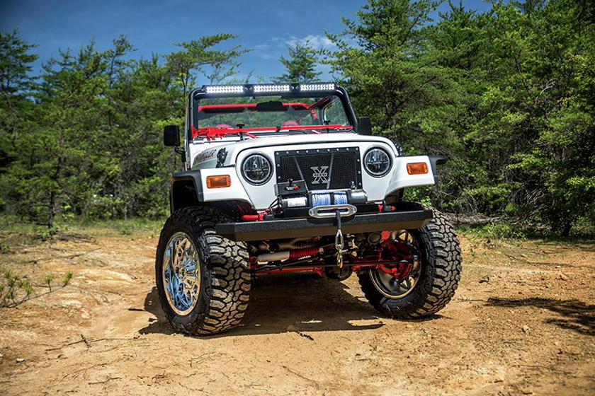 Học sinh trung học "độ" Jeep Wrangler đẹp không ngờ