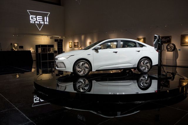 Các hãng ô tô Trung Quốc nhận 