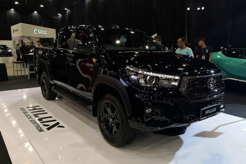 Toyota Hilux giá gần 800 triệu đồng ở Malaysia có gì đặc biệt?