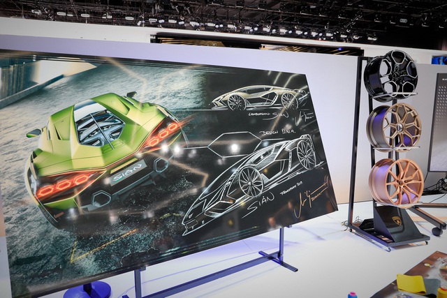 Cận cảnh siêu xe hybrid đầu tiên của Lamborghini