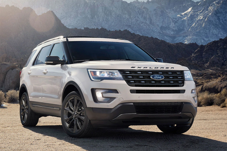 Ford triệu hồi Explorer vì cạnh ghế sắc