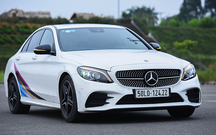 Mercedes C300 AMG – xe sang 