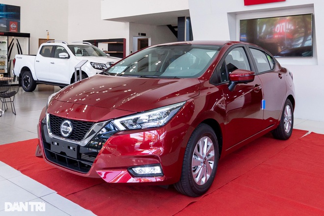 Chi tiết Nissan Almera tại đại lý, cạnh tranh trực tiếp với Vios, Accent