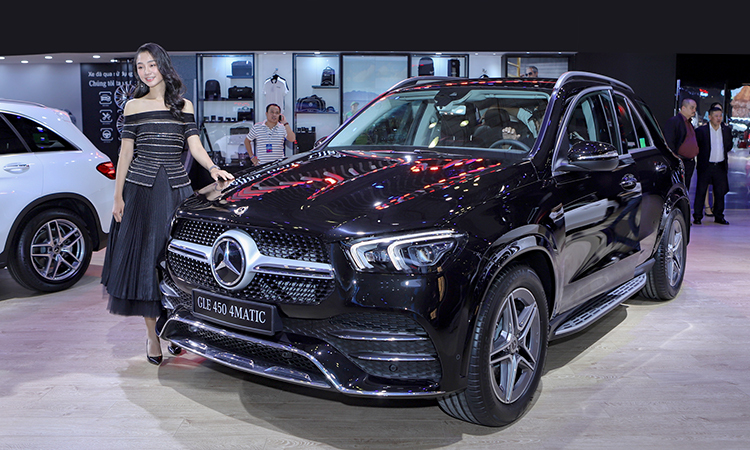 Mercedes GLE 450 giá 4,37 tỷ tại Việt Nam