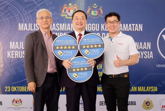 Tiết lộ bài test khắc nghiệt giúp xe VinFast đạt chứng nhận 5 sao