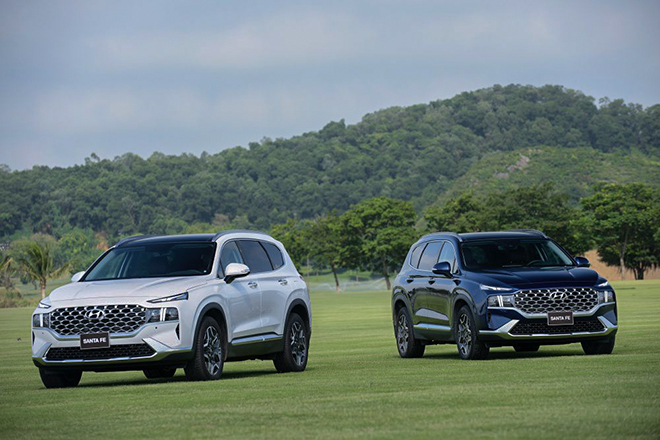 Đánh giá nhanh Hyundai SantaFe, xe SUV đa dụng cho khách hàng Việt