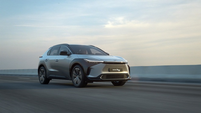 Xe điện Toyota bZ4X lộ phiên bản sản xuất thực tế