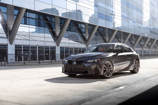 Lexus F SPORT: Sự hòa quyện hoàn hảo giữa nét sang trọng và chất cá tính