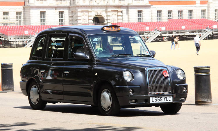Xe taxi biểu tượng của London tới Đông Nam Á