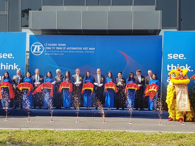 ZF khánh thành nhà máy trục xe cho VinFast tại Hải Phòng