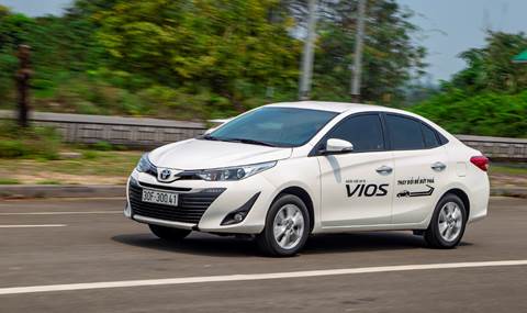 Khách Việt hưởng loạt ưu đãi khi mua xe Toyota