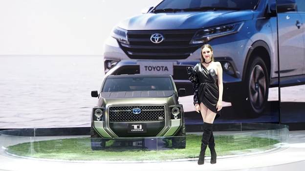 Toyota Việt Nam tham gia làn sóng xanh trên thị trường ôtô