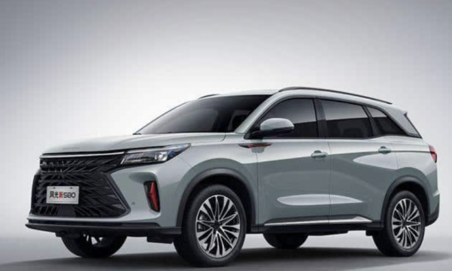 Ra mắt mẫu SUV 6 chỗ giá chỉ 342 triệu đồng đe nẹt các đối thủ