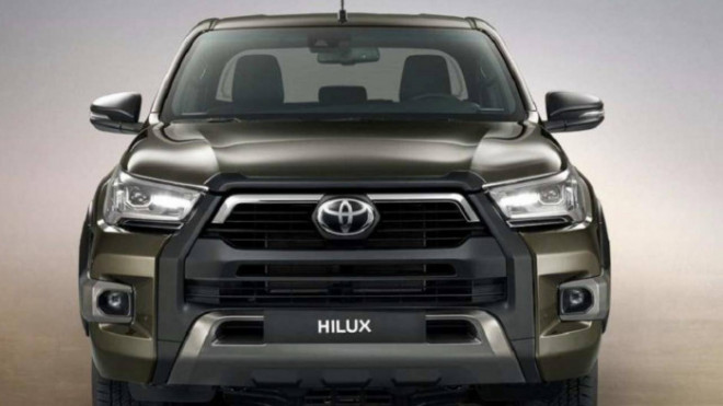 Toyota Hilux 2022 sắp ra mắt, giá từ 547 triệu đồng