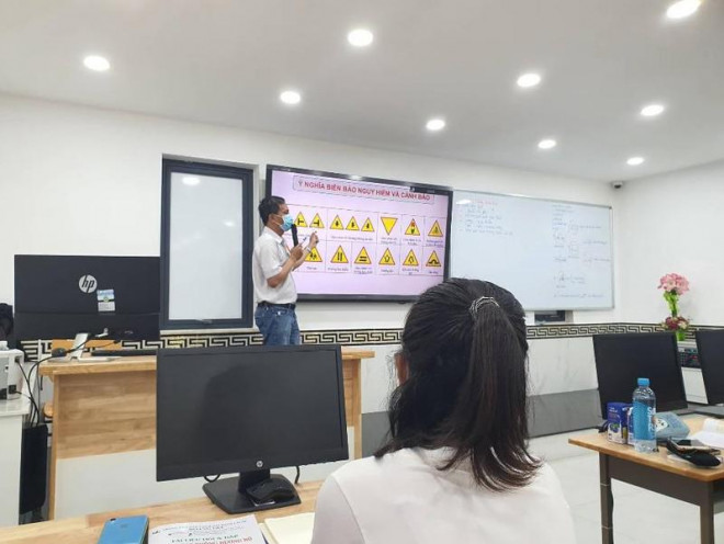 Bằng lái xe sẽ gắn ảnh như căn cước công dân