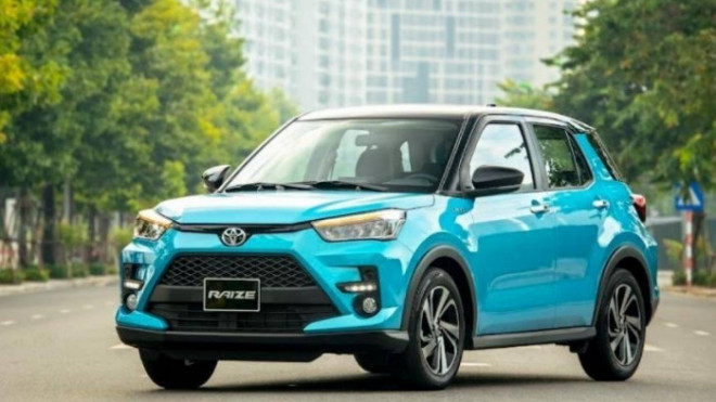Những mẫu xe có tiền cũng không thể mua trước Tết