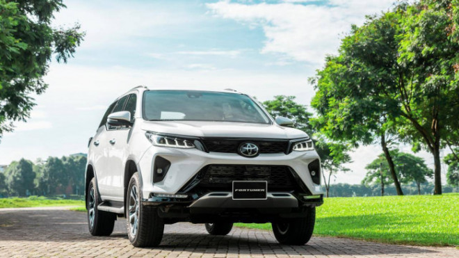 Toyota Fortuner 2022 ra mắt Việt Nam, giá cao nhất 1,467 tỷ đồng