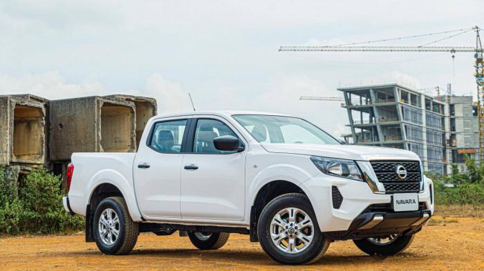 Nissan Navara bản 1 cầu ra mắt thị trường Việt Nam, giá 699 triệu đồng