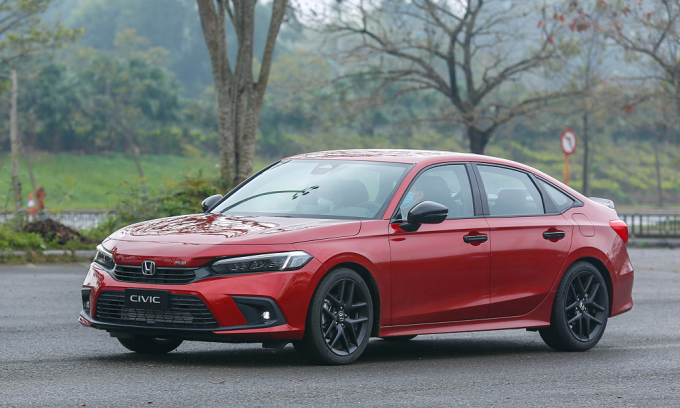 Xe Hàn bán chạy hơn xe Nhật ở phân khúc sedan cỡ C