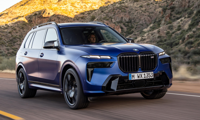 BMW X7 tăng sức mạnh, thêm công nghệ