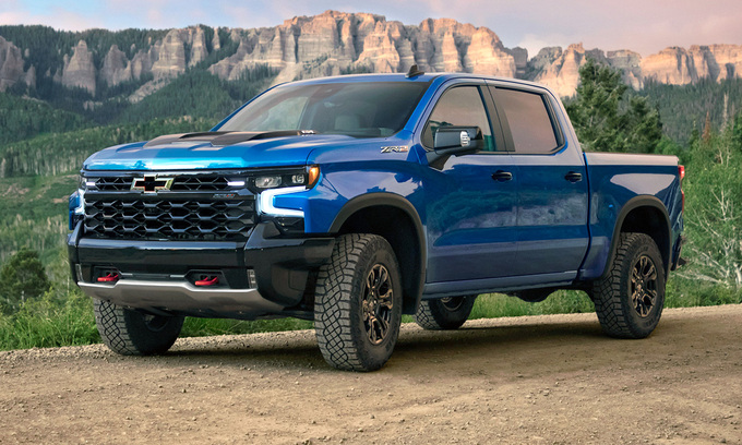 Chevrolet Silverado ZR2 mới - thách thức Ford F-150 Raptor