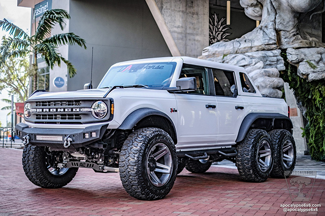 Ford Bronco phiên bản 6x6 có những gì đặc biệt?