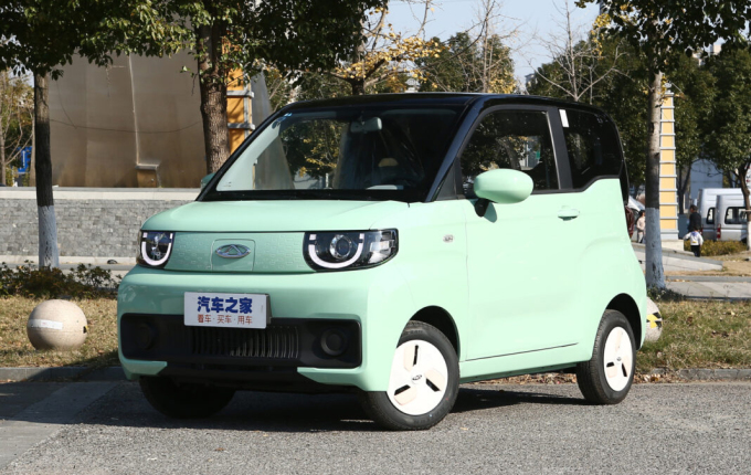 Chery QQ Ice Cream - xe điện giá rẻ 4.700 USD