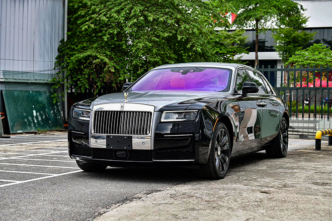 Chi tiết Rolls-Royce Ghost thế hệ thứ 2 ở Việt Nam, giá hơn 40 tỷ đồng