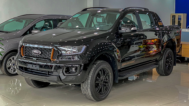 Ford Ranger khan hàng và gặp tình trạng thêm gói trang bị