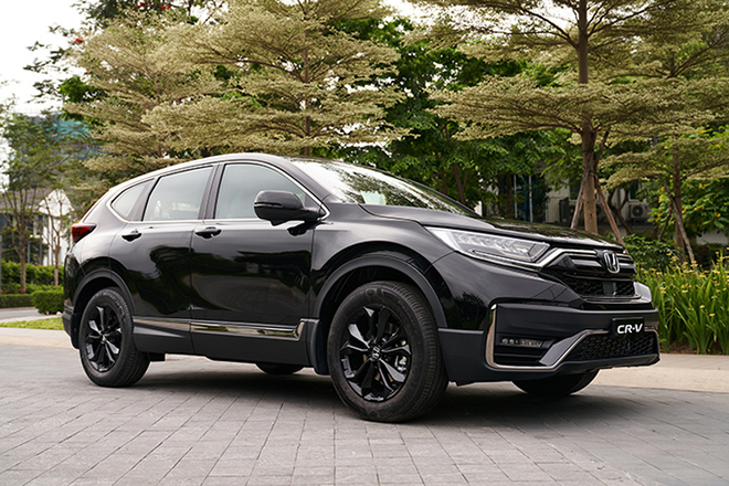 Giá xe Honda CR-V niêm yết và lăn bánh tháng 4/2023