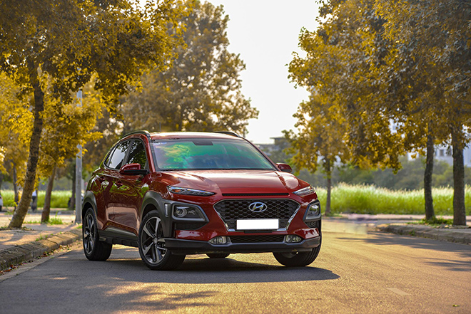 Giá xe Hyundai Kona niêm yết và lăn bánh tháng 12/2022