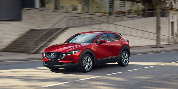 Giá xe Mazda CX-30 niêm yết và lăn bánh tháng 8/2023